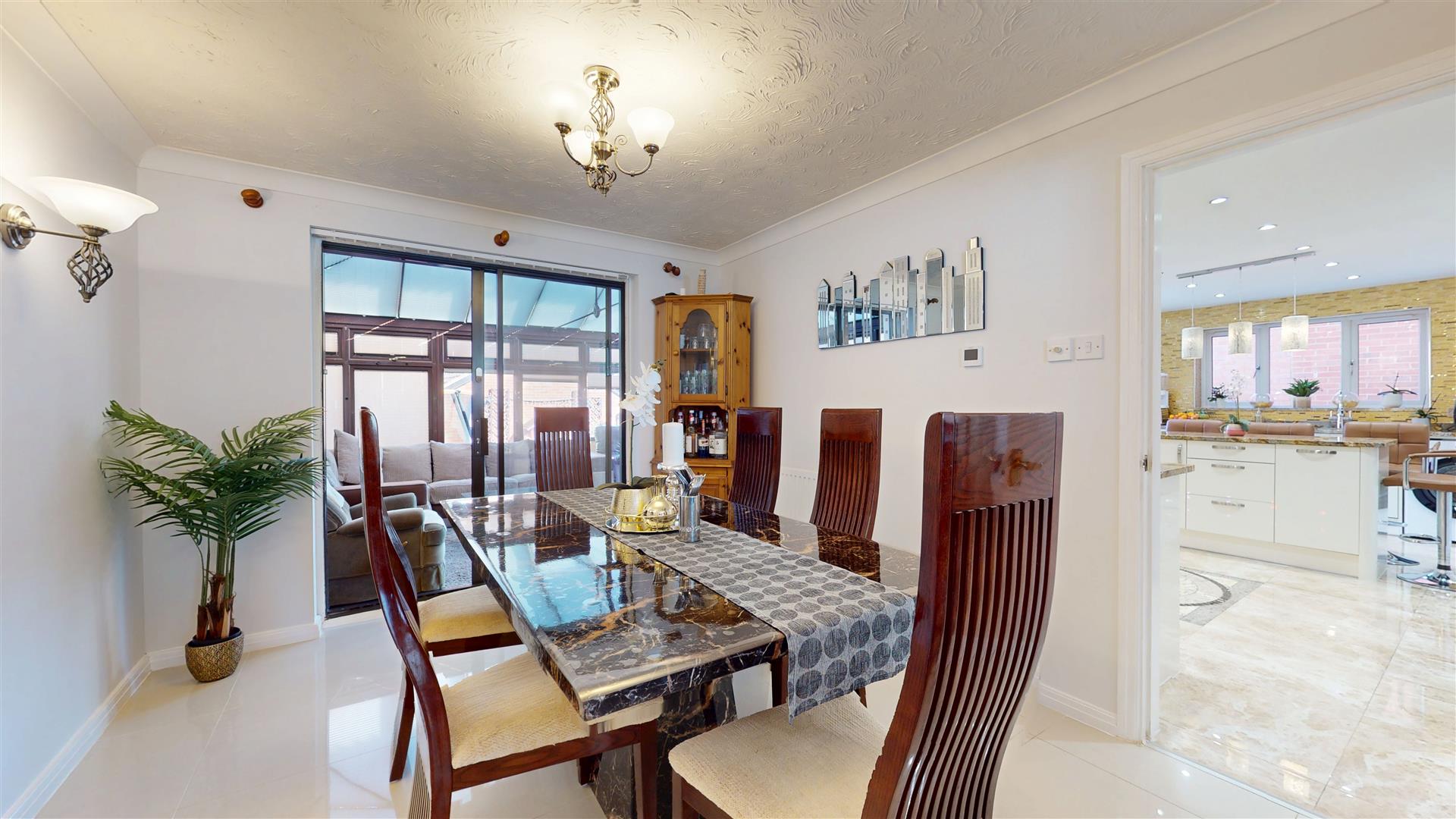 Braford Gardens, Shenley Brook End, Milton Keynes